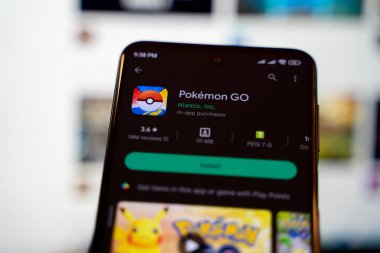 Pokemon GO, Google Play 'de mobil oyun. Ankara, Türkiye - 28 Nisan 2023.