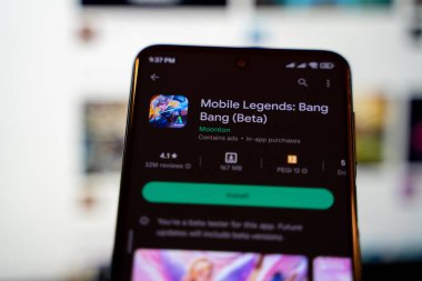 Mobil Efsaneler Bang Bang, Google Play 'de mobil oyun. Ankara, Türkiye - 28 Nisan 2023.