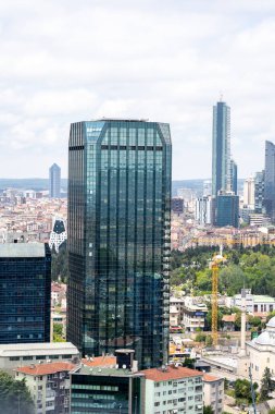 Sisli bölgesindeki Maya Akar Center binasının havadan görüntüsü. İstanbul, Türkiye - 27 Mayıs 2023.