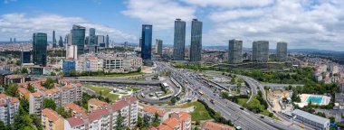 Panoramik Zincirlikuyu bölgesinin havadan görünüşü. İstanbul, Türkiye - 27 Mayıs 2023.