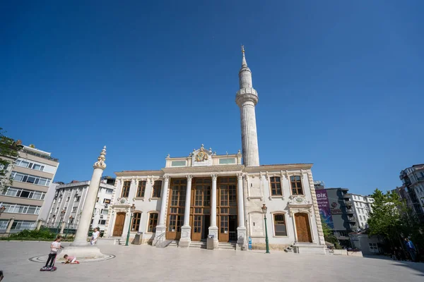 Mosquée Tesvikiye Est Une Structure Néo Baroque Située Dans Quartier — Photo