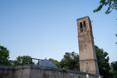 Halil Ur-Rahman Camii, Balikligol 'un güney tarafında yer alan bir cami ve medrestir..