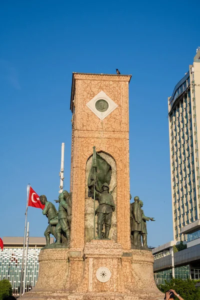 Famous Taksim Republic Monument Taksim Square — Stock Photo, Image