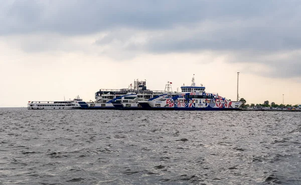 Panoramic View Passenger Ships Bostanli Ferry Terminal Izmir Turkey July — Stock Photo, Image