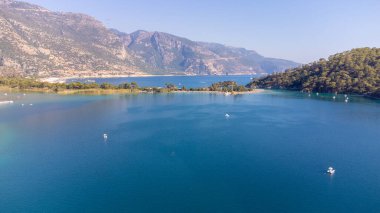 Oludeniz 'deki Kumburnu Sahili' nin havadan görünüşü (Blue Lagoon).