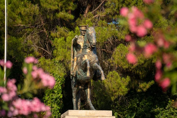 Μουσταφά Κεμάλ Ατατούρκ Άλογο Άγαλμα Στην Πλατεία Fethiye Cumhuriyet Mugla — Φωτογραφία Αρχείου