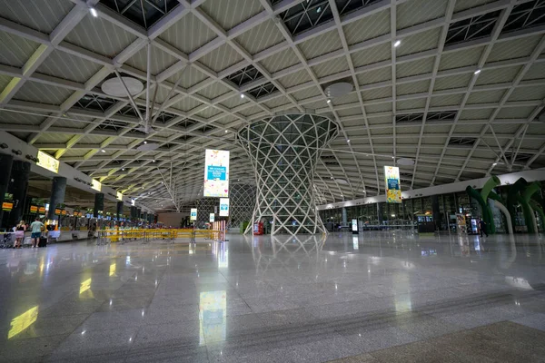 Всередині Аеропорту Ізмір Мендерес Izmir Adnan Menderes Airport Iata Adb — стокове фото
