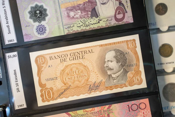 Chili Escudos Banknote Flea Market Ankara Turkey August 2023 — Stock Photo, Image