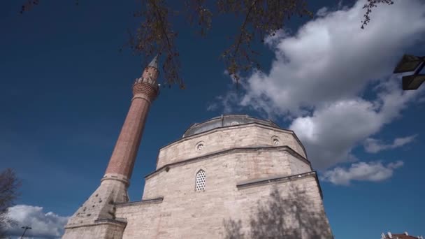锡瓦斯市中心广场的城堡清真寺4K — 图库视频影像