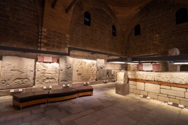 Anadolu Medeniyetleri Muzesi Anadolu Medeniyetleri Medeniyetleri Medeniyetleri Müzesi 'nin içi. Ankara, Türkiye - 16 Ağustos 2023.