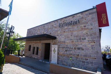 Erimtan Arkeoloji ve Sanat Müzesi Ulus bölgesinde bir arkeoloji müzesidir. Ankara, Türkiye - 16 Ağustos 2023.