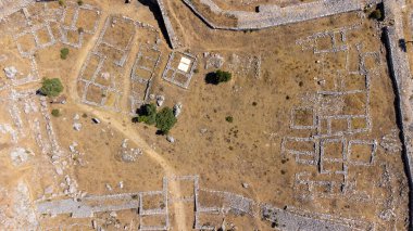 Antik Hattusa kentinin kalıntılarının havadan görünüşü. Hattusas, Tunç Çağı 'nın sonlarında Hitit İmparatorluğu' nun başkentiydi..