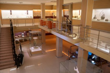 Bogazkoy Arkeoloji Müzesi 'nin içi. Corum, Türkiye - 27 Ağustos 2023.