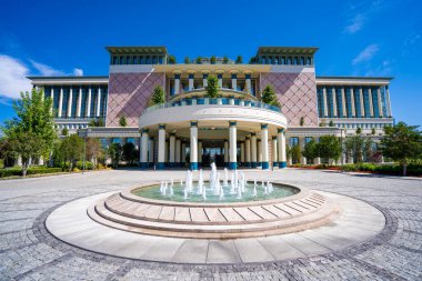 Türkiye Cumhurbaşkanlığı Kütüphanesi (Millet Kutuphanesi) binası. Ulusun Cumhurbaşkanlığı Kütüphanesi Türkiye 'deki en büyük kütüphanedir. Ankara, Türkiye - 18 Eylül 2023.