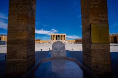 Başkan İsmet Inonu 'nun Atatürk Anıtmezarı' ndaki mezarı. Ankara, Türkiye - 18 Eylül 2023.