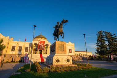 Ankara Etnoğrafya Müzesindeki Atatürk Anıtı. Ankara, Türkiye - 19 Eylül 2023.