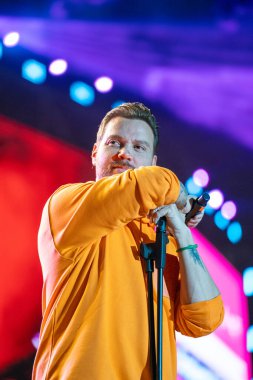 Sinan Akcil, Başkent Kültür Yolu Festivali 'nde (Baskent Kultur Yolu Festivali) bir konser verdi. Ankara, Türkiye - 25 Eylül 2023.