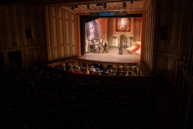 Tosca Operası 'nın sahne ve aktörleri. Ankara, Türkiye - 27 Eylül 2023.