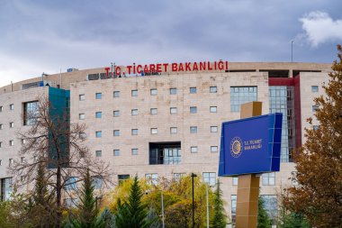 Ticaret Bakanlığı (Türkiye) binası. Ankara, Türkiye - 25 Kasım 2023.