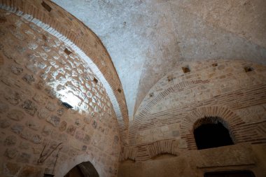 Mor Hananyo (Deyrulzafaran) Manastırı, Türkiye 'nin Mardin kentindeki önemli bir Suriye Ortodoks manastırıdır..