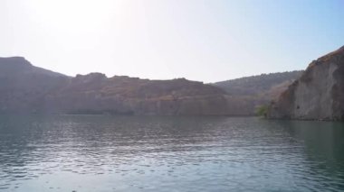 Fırat Nehri 'nden Rumkale manzaralı 4K