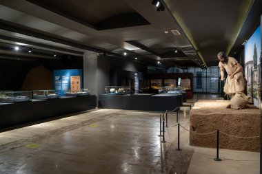 Hasankeyf bölgesindeki Hasankeyf Müzesi 'nde sergileniyor. Batman, Türkiye - 31 Ekim 2023.