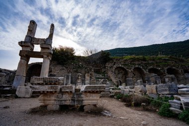 Efes 'teki Domitian Tapınağı.