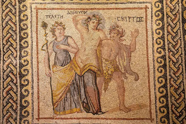 Dionysos Telete Skyrtos Mosaik Gaziantep Zeugma Mosaik Museum Gaziantep Turkiet Stockbild