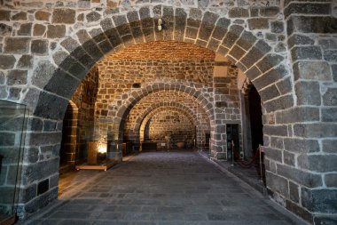 Aziz Mary Kilisesi (Meryem Ana Kilisesi) Diyarbakır 'da bir Suriye Ortodoks kilisesidir..