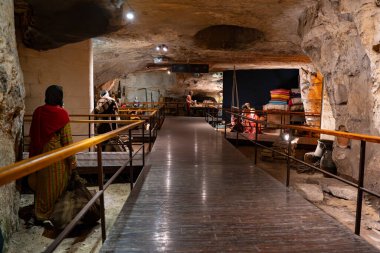 Sahinbey Ulusal Mücadele Müzesi 'nin iç manzarası. Gaziantep, Türkiye - 4 Aralık 2023.