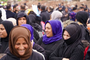 Ak Parti (AKP) mitingini destekleyenler Şanlıurfa 'da toplandı. Şanlıurfa, Türkiye - 2 Şubat 2024.