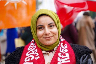 Ak Parti (AKP) mitingini destekleyenler Şanlıurfa 'da toplandı. Şanlıurfa, Türkiye - 2 Şubat 2024.