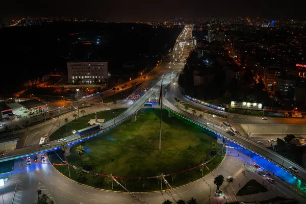 Geceleri Şanlıurfa şehir merkezinin havadan görünüşü.