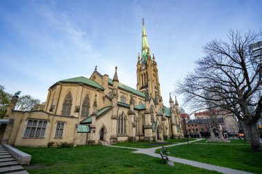 Church Caddesi 'ndeki St. James Katedrali Kilisesi. St. James Katedrali Toronto şehir merkezinde bulunan bir Anglikan katedralidir..