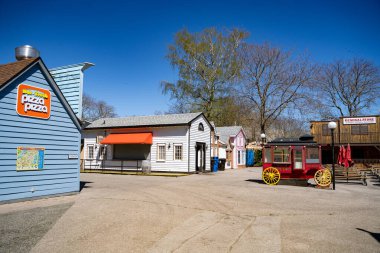 Centre Island 'daki Centre Ville. Centreville Lunaparkı, Toronto Adaları 'nın Merkez Adası' nda yer alan bir çocuk lunaparkı. Toronto, Kanada - 30 Nisan 2024.