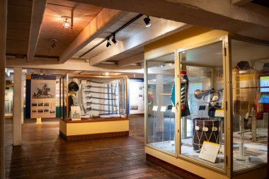 Fort York Ulusal Tarihi Sitesi 'ndeki müzelerin iç manzarası. Toronto, Kanada - 25 Mayıs 2024.