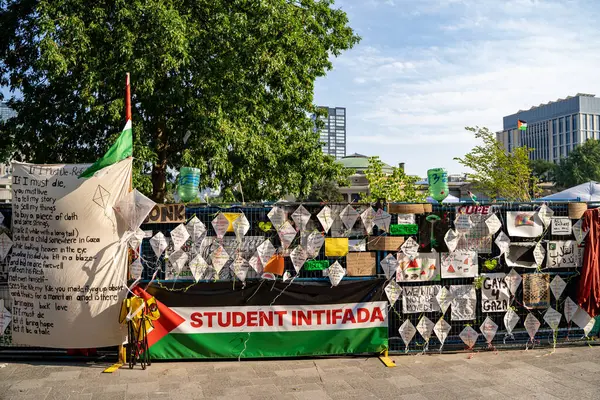 stock image Pro-Palestinian student protesters set up camp at the University of Toronto's downtown campus. Toronto, Canada - Jun 19, 2024.