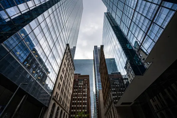 Toronto 'nun Finansal Bölgesi' nde iş gökdelenleri.