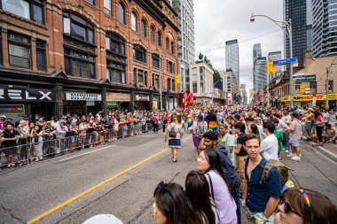 Toronto 'daki 2024 yıllık Onur Yürüyüşü. Toronto, Kanada - 30 Haziran 2024.