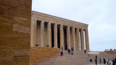 Yağmurlu bir günde Atatürk 'ün Anitkabir Anıtmezarı