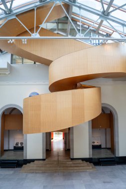 Ontario Sanat Galerisi 'nin iç manzarası. Toronto, Kanada - 3 Kasım 2024.