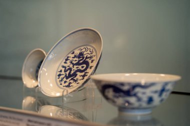 Royal Ontario Müzesi 'ndeki hediyelik eşya dükkanının manzarası. Toronto, Kanada - 2 Ocak 2025.