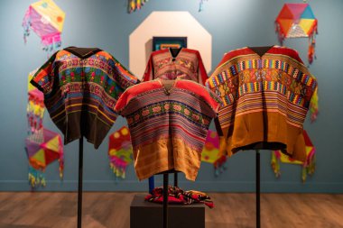 Toronto 'daki Kanada Tekstil Müzesi' nin iç manzarası. Toronto, Kanada - 15 Ocak 2025.