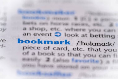 Sözlükte yer imi kelimesi. Seçici odak, kapat.