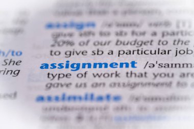 Sözlükte bir atama kelimesi. Seçici odak, kapat.