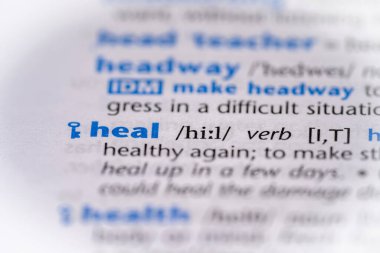 Kelimeyi sözlükte iyileştir. Seçici odak, kapat.