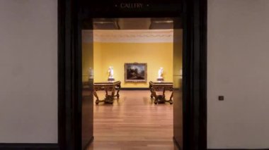 Toronto 4K 'daki Ontario Sanat Galerisi' nin iç manzarası. Toronto, Kanada - 25 Ocak 2025.