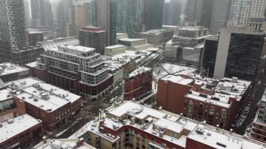 Toronto ve Gooderham binalarının kış manzarası.
