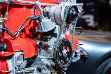 2025 Kanada Uluslararası Otomobil Fuarı 'nda bir arabanın motor görüntüsü sergilendi. Toronto, Kanada - 14 Şubat 2025.