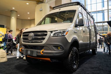 2025 Kanada Uluslararası Otomobil Fuarı 'nda Mercedes Benz Nomad Vanz otomobili. Toronto, Kanada - 14 Şubat 2025.